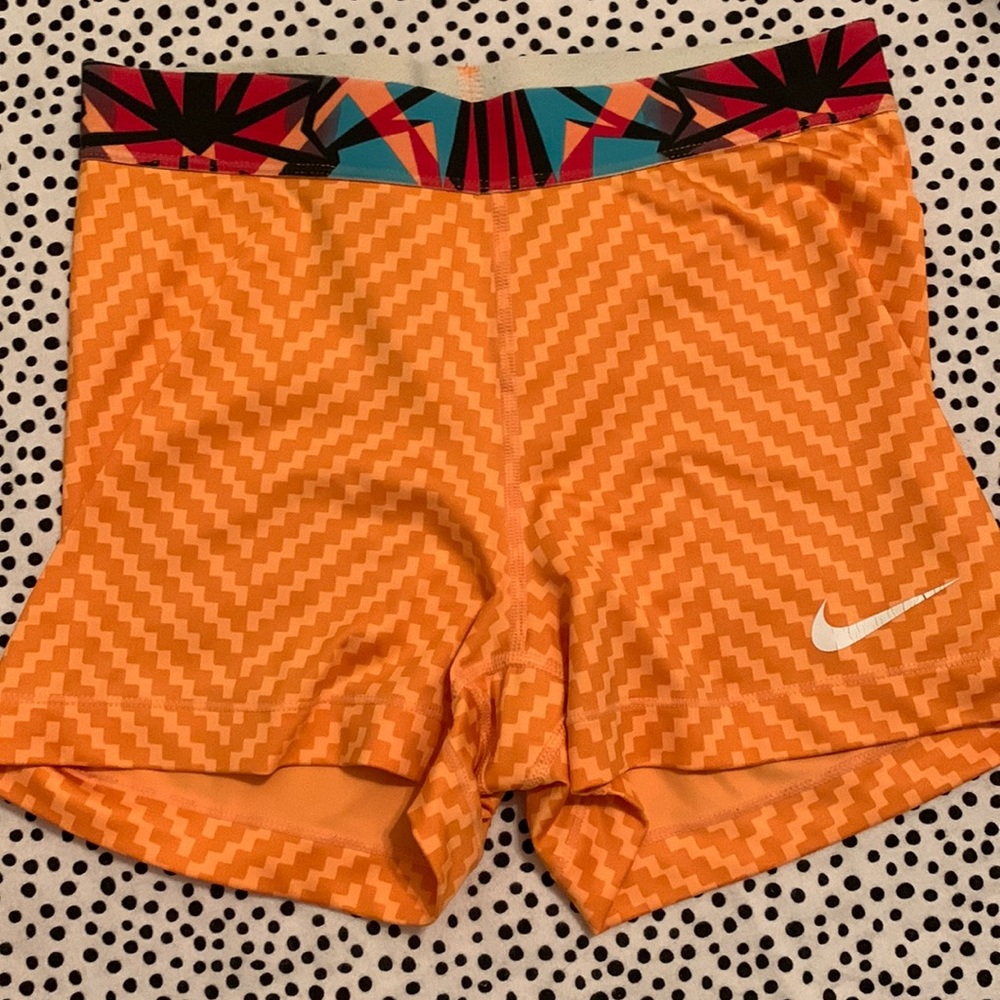 Orange geometric Nike pro dri-fit spandex size medium